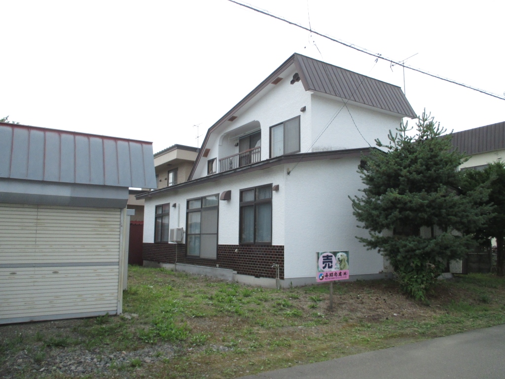 帯広市西23条南1丁目126番地36 <br />中古住宅