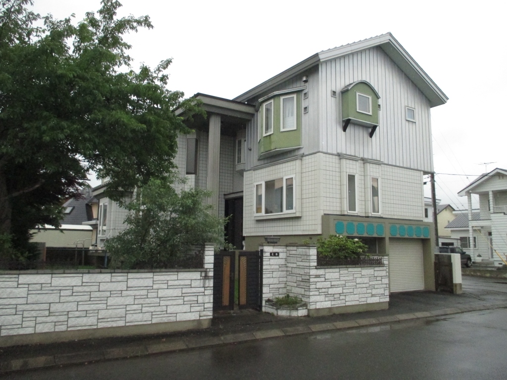帯広市西21条南4丁目33-1,33-24 <br />中古住宅