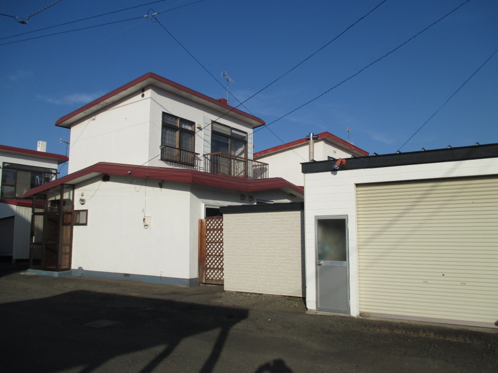 帯広市西16条南5丁目<br />中古住宅