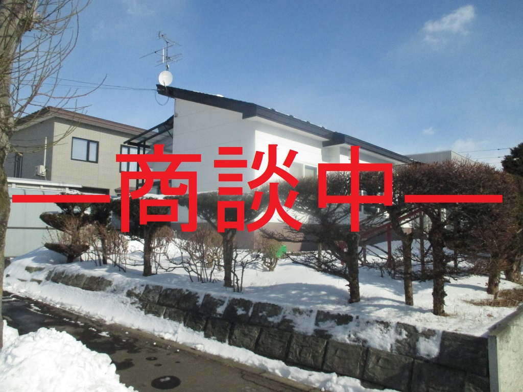 芽室町東8条8丁目2-3<br />中古住宅
