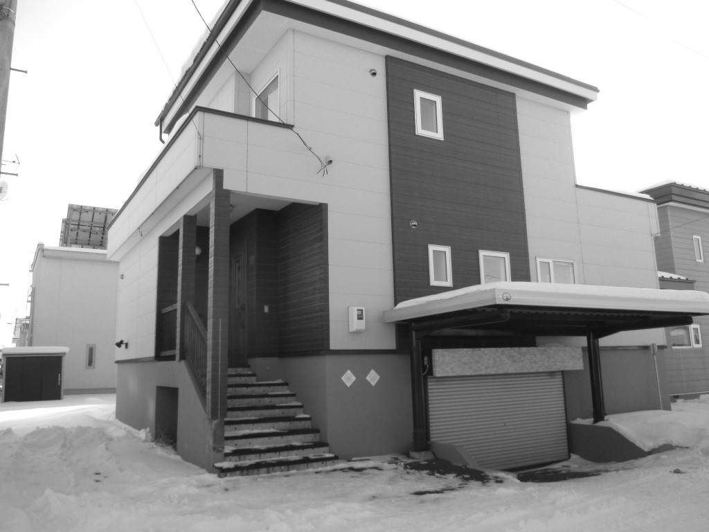 帯広市西20条南4丁目23番14号<br />中古住宅