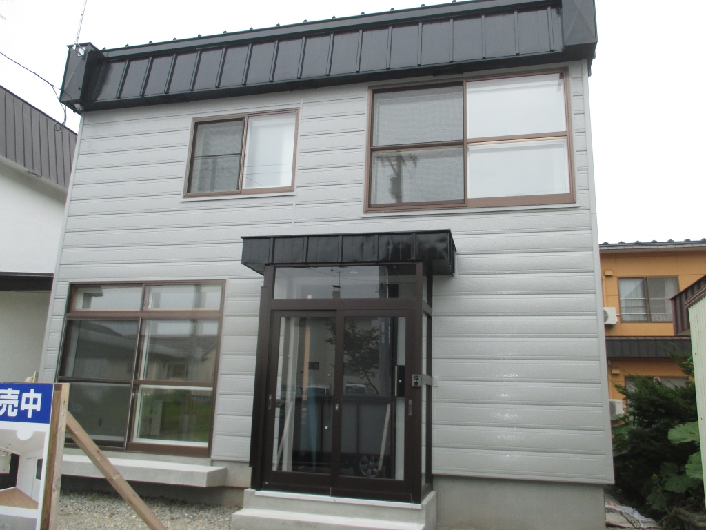 帯広市西18条南3丁目<br />売家